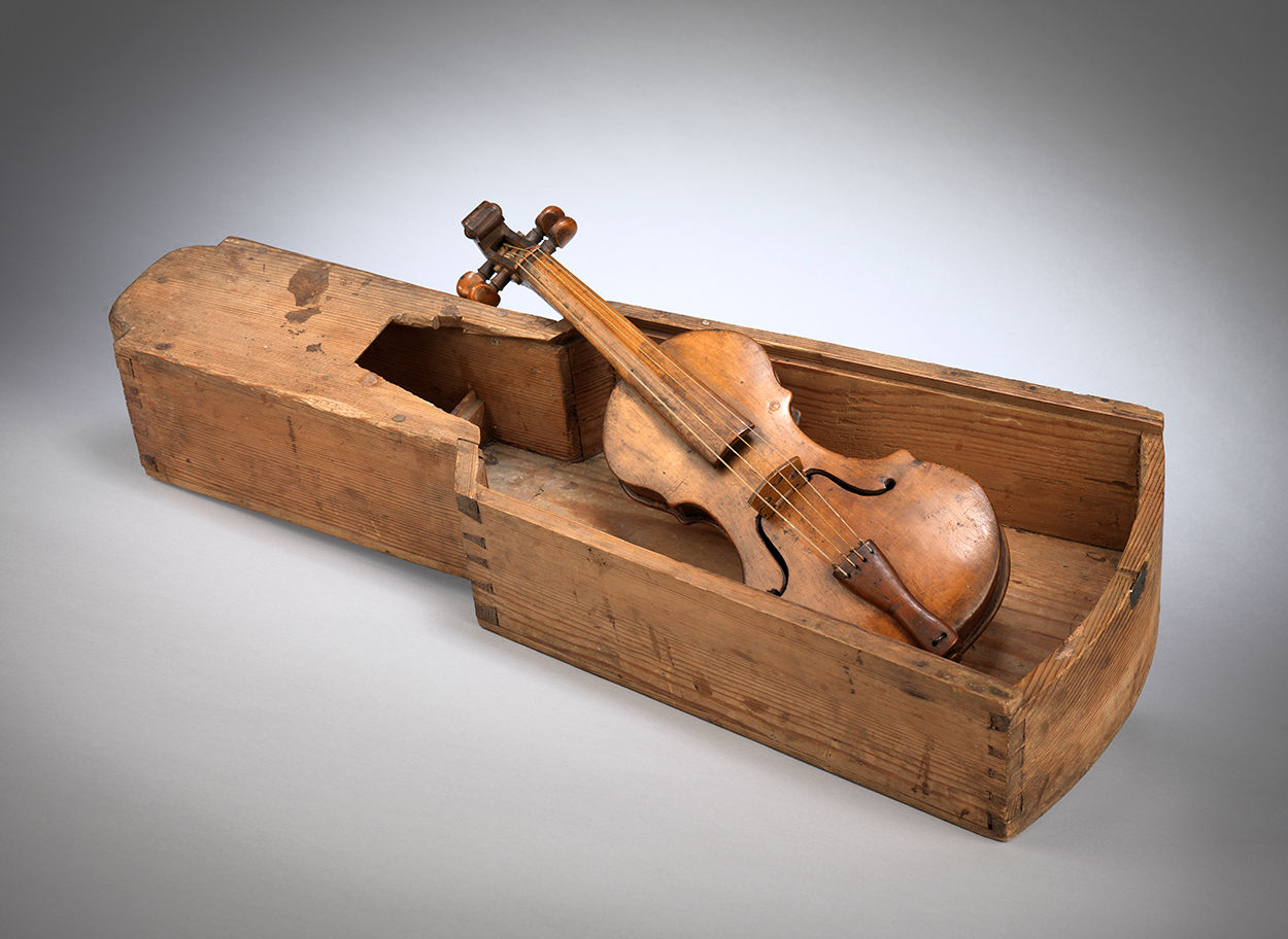 Rare Primitive "Fiddle" or Violin Case