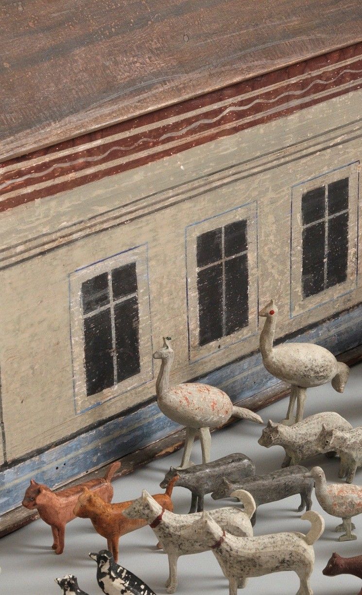 Delightful Naive Toy Noah's Ark Model.