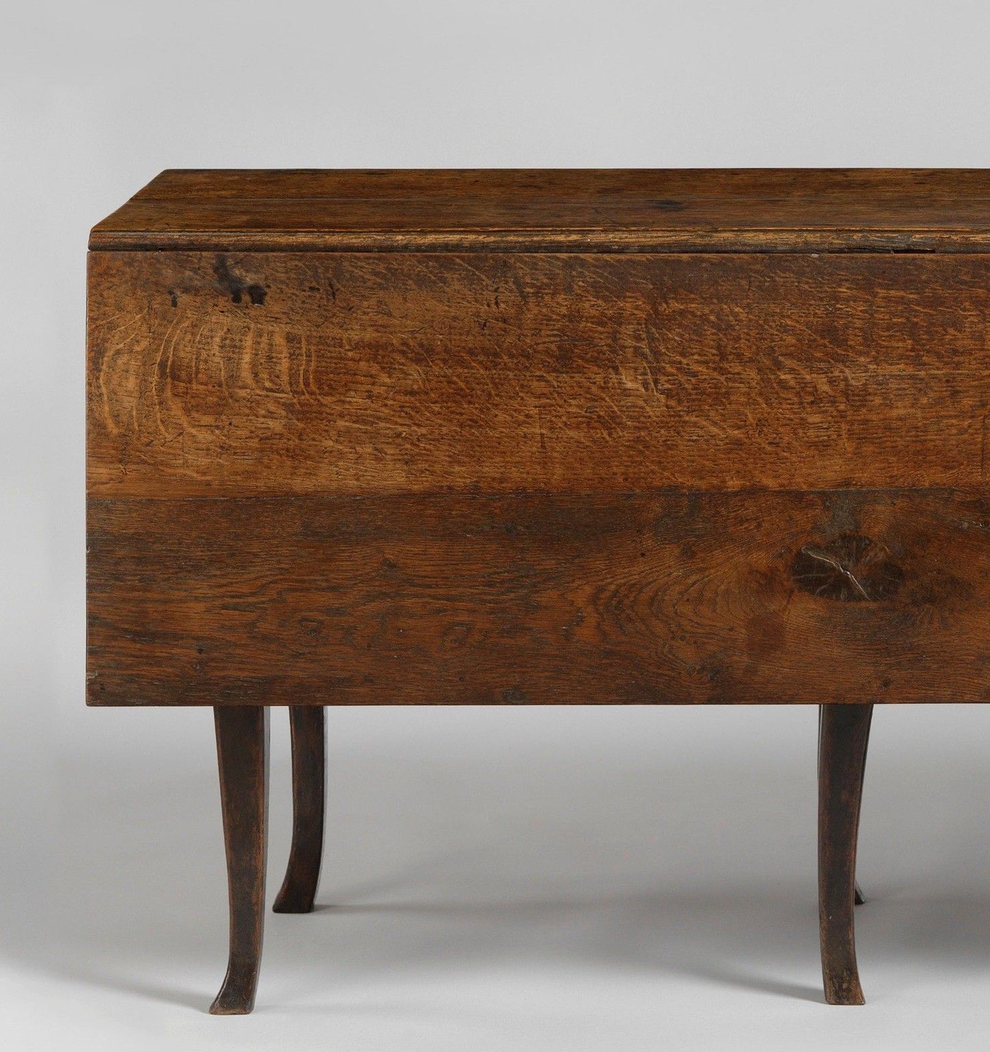 Rare Large Georgian Cabriole Leg Twin Drop Leaf Dining Table