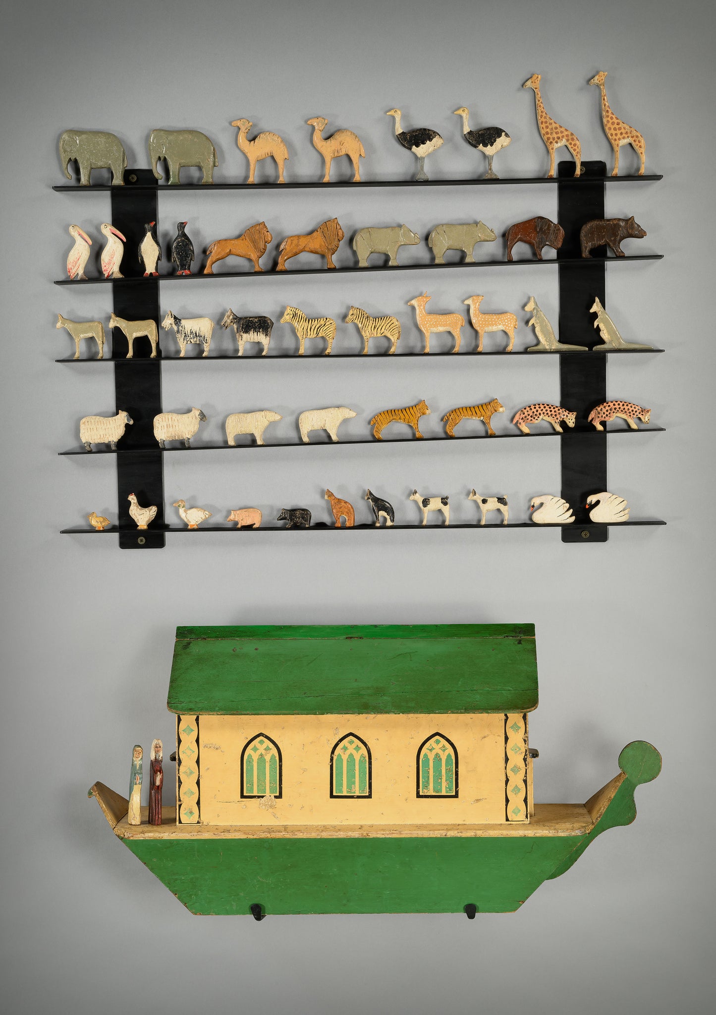 Delightful Full Hulled Primitive Noah's Ark Toy
