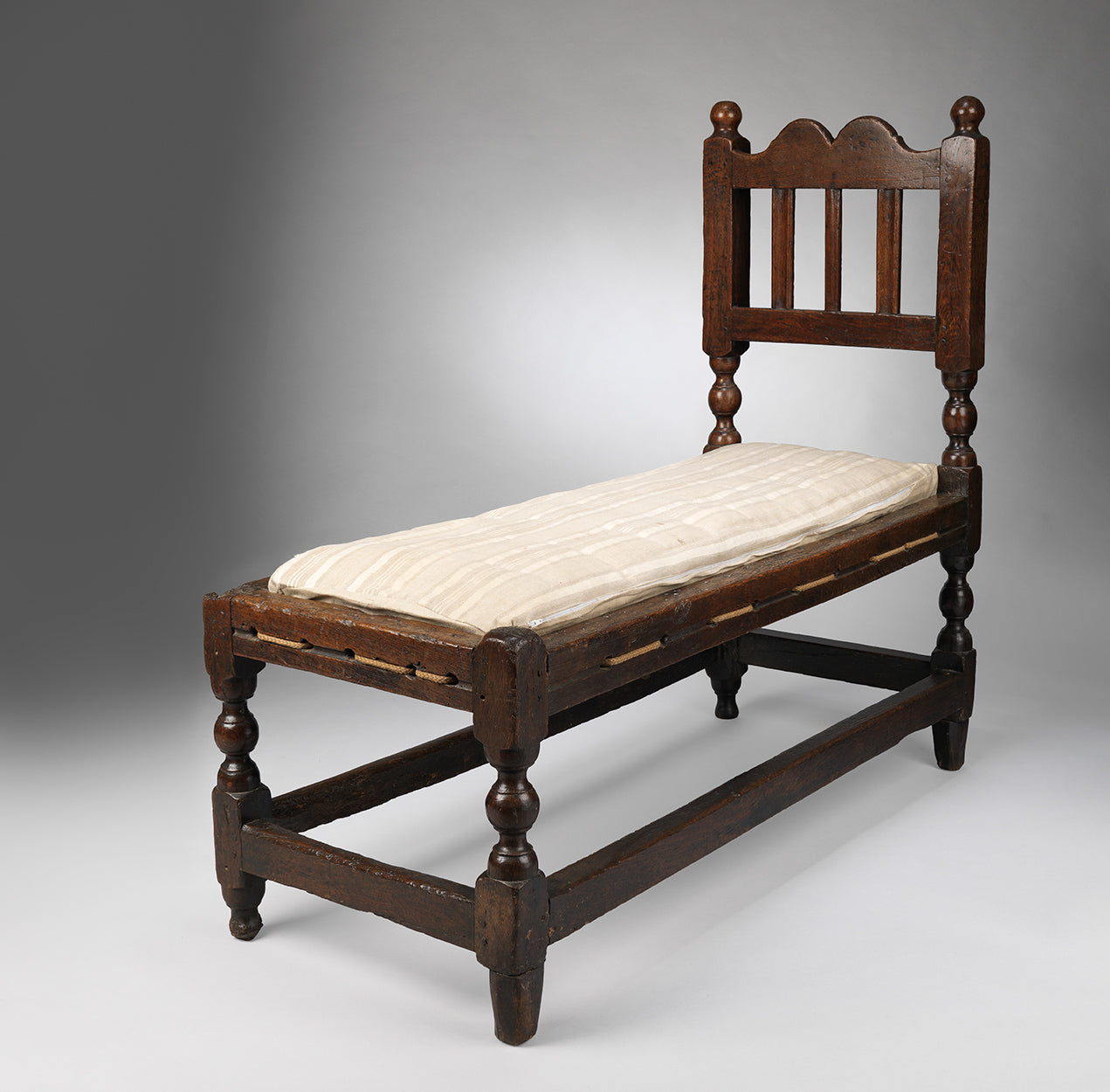Rare Small William and Mary Period Joined Frame Day Bed