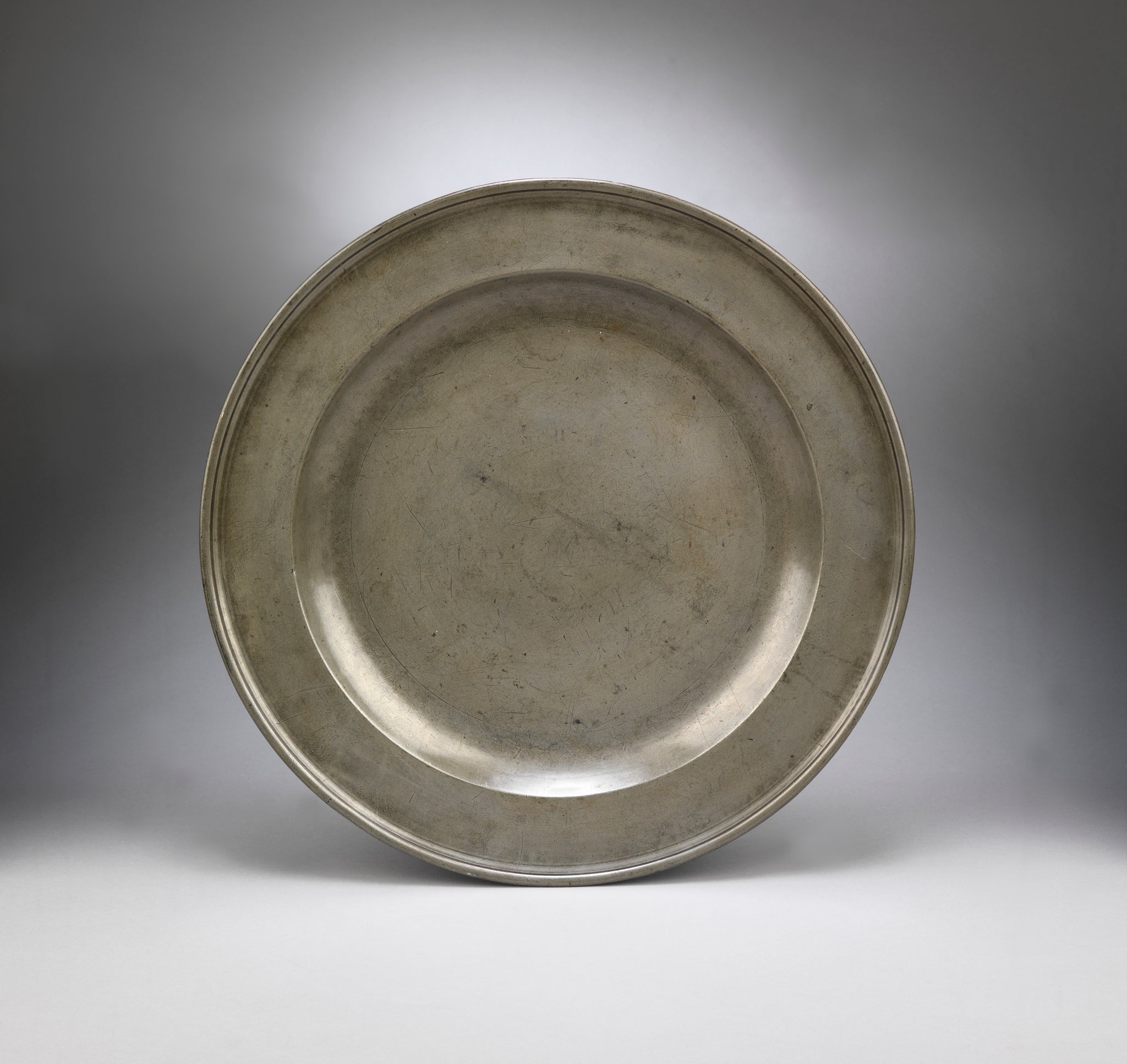 Delightful Queen Anne Pewter Serving Charger
