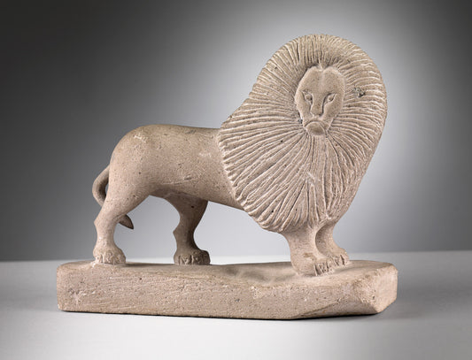 Remarkable Naïve Standing Lion