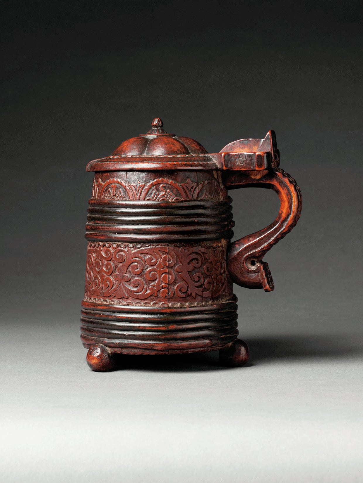 Fine Early Carved Coopered  Peg Tankard with 'Jelly Mould Lid'