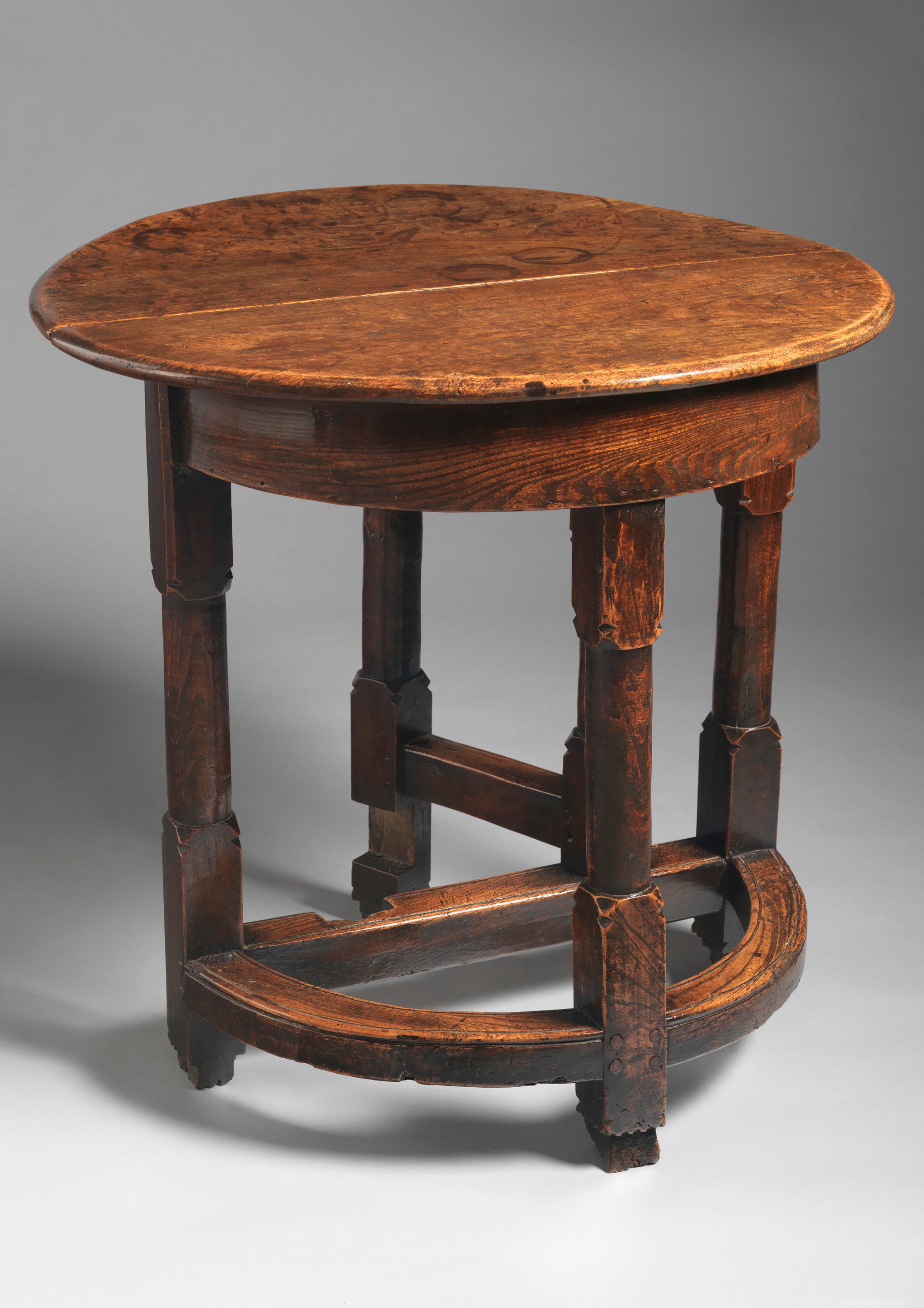 Exceptional William and Mary Period Folding Livery Table