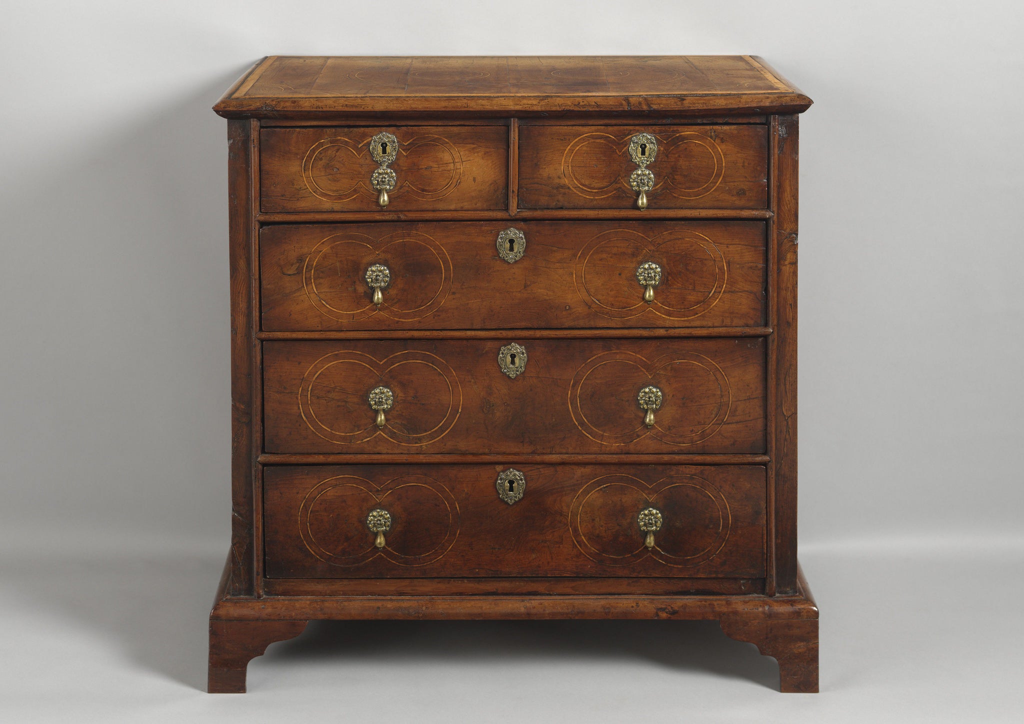 Delightful Small Queen Anne Period Chest of Drawers