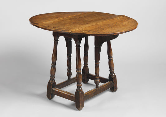 Unusual Butterfly Action Oval Drop Leaf Centre Table