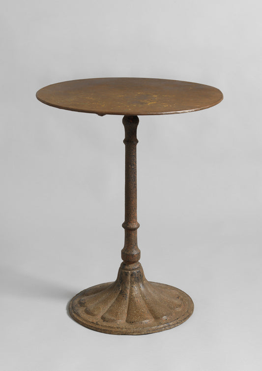 Rare Gadrooned Trumpet Based Circular Table