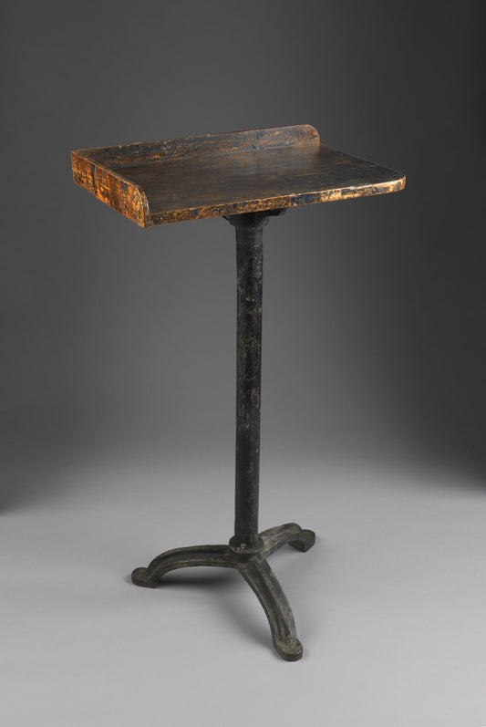 Artists or Sculptors Stand